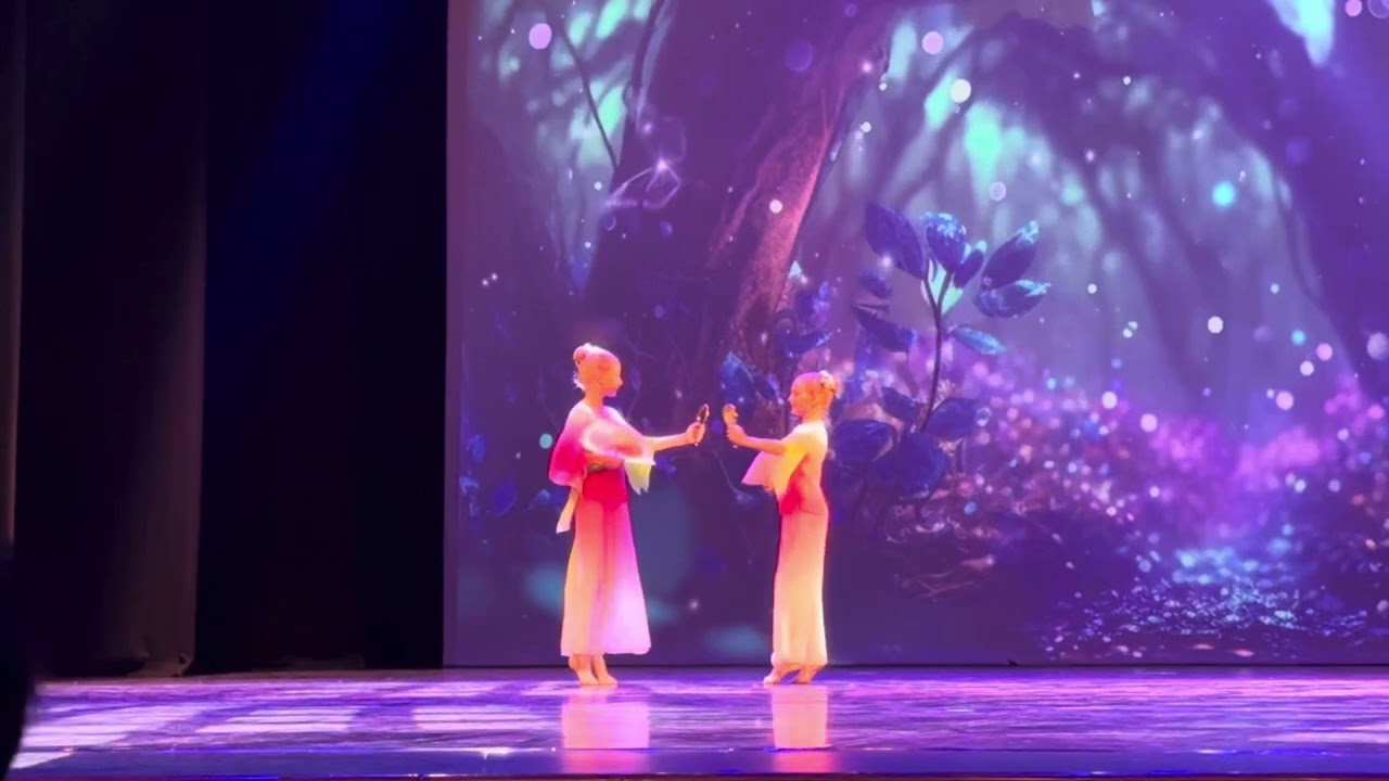 “Chinese Dolls” from the ballet “Red Poppy” Evdokiia and Kseniia Shishkina