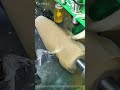 斜材が瞬間整列!? 自動供給の神業⚡ CNC Lathe Feeding #Shorts #CNC #自動化 #旋盤 #加工技術