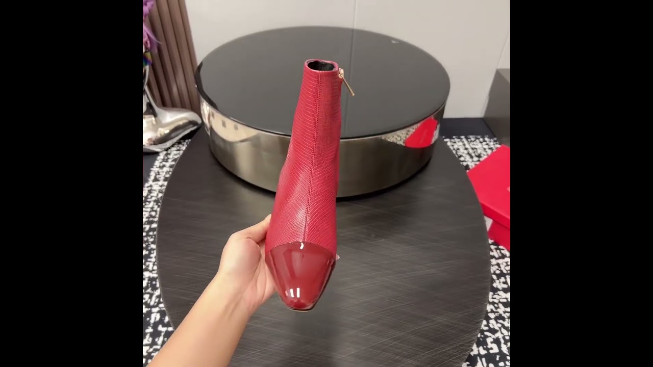 Alex**ander Wang Boot