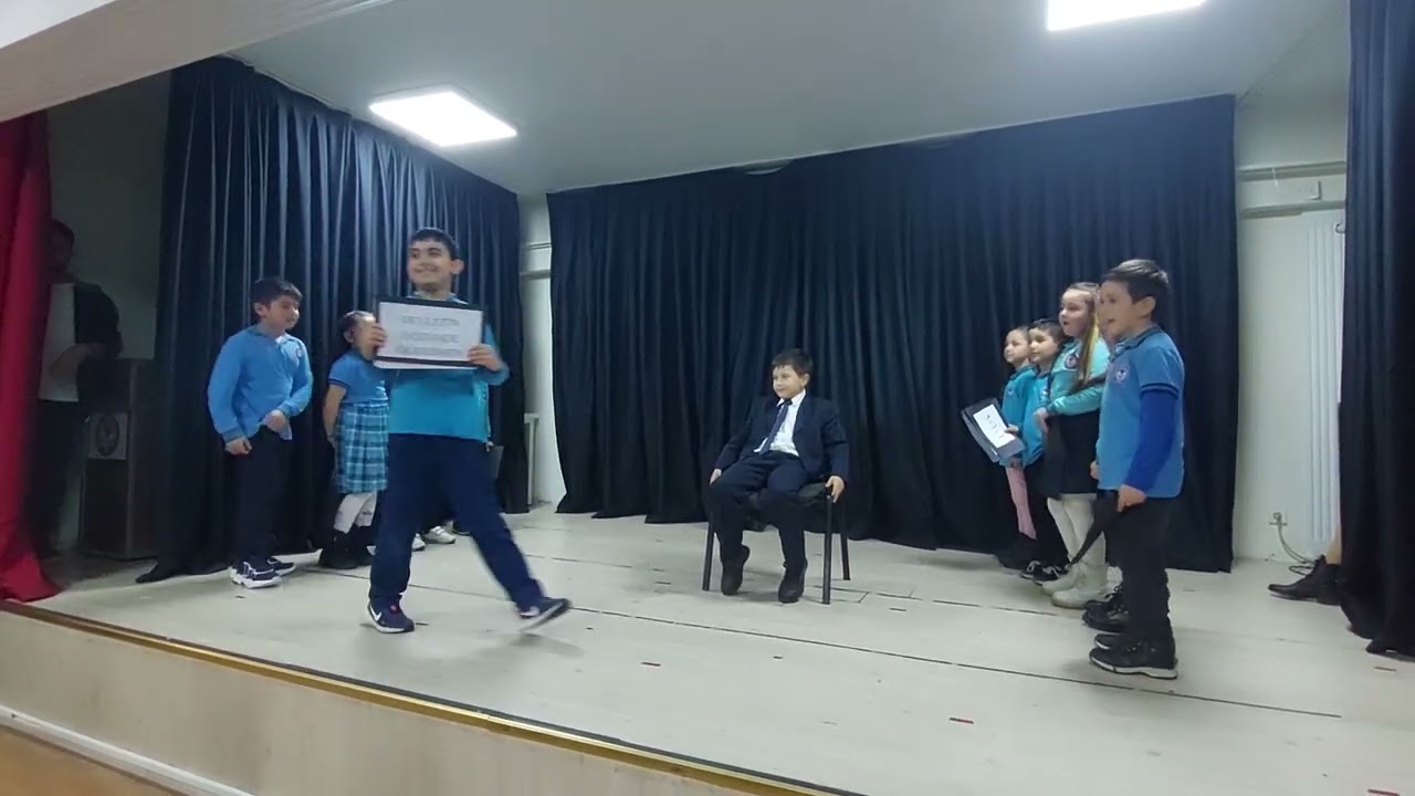 Adnan Menderes İlkokulu 2-A Sınıfı 24 Kasım Öğretmenler Günü Skeci