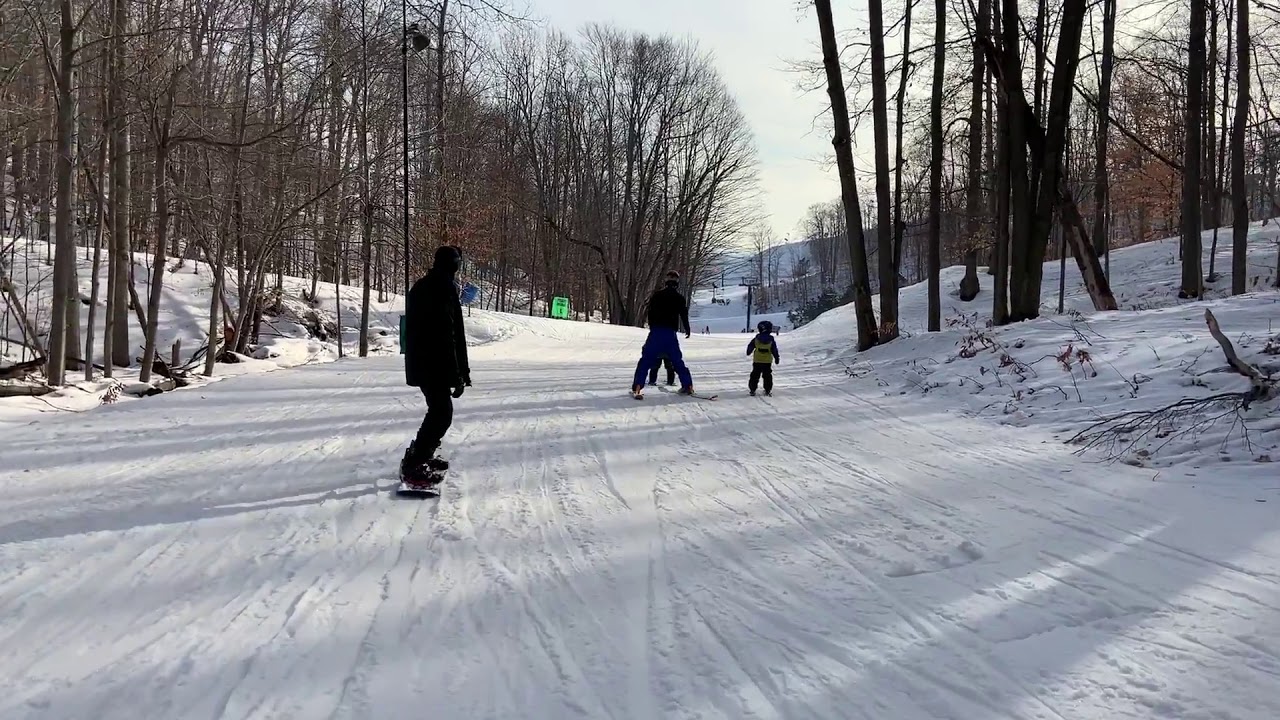 Crystal Mountain Ski Resort Ski Group Lesson - YouTube