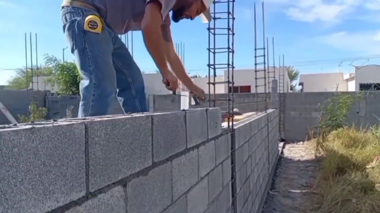 Los Albañiles más Rápidos en el Pegado de Block