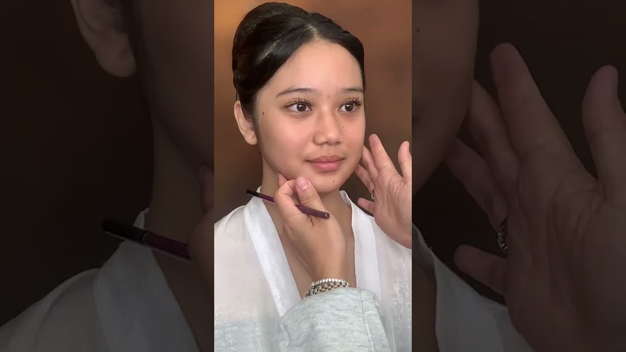 LIVE STREAMING FORUM BELAJAR MAKEUP ANAK USIA 14 TAHUN SIMPEL SOFT GLOWING PRAMUGARI BY DEWITIAN MUA
