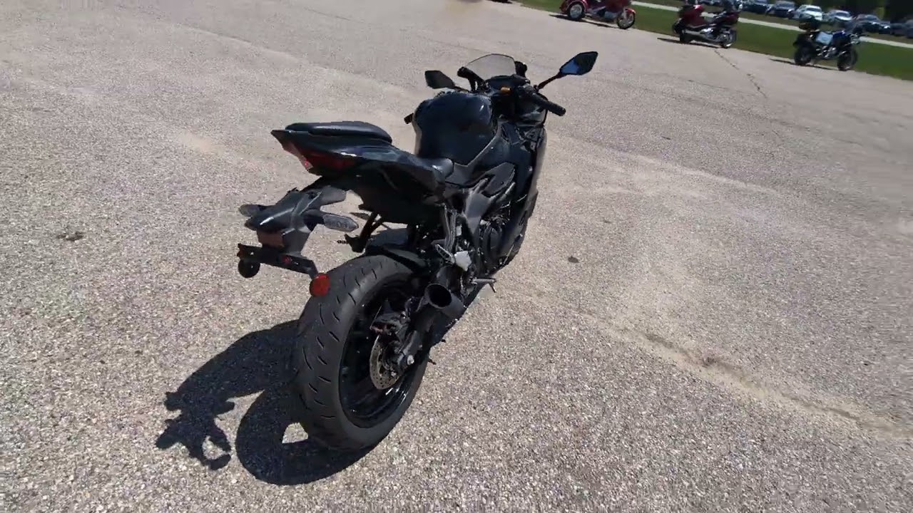 2025 Kawasaki ZX-4R ABS - YouTube