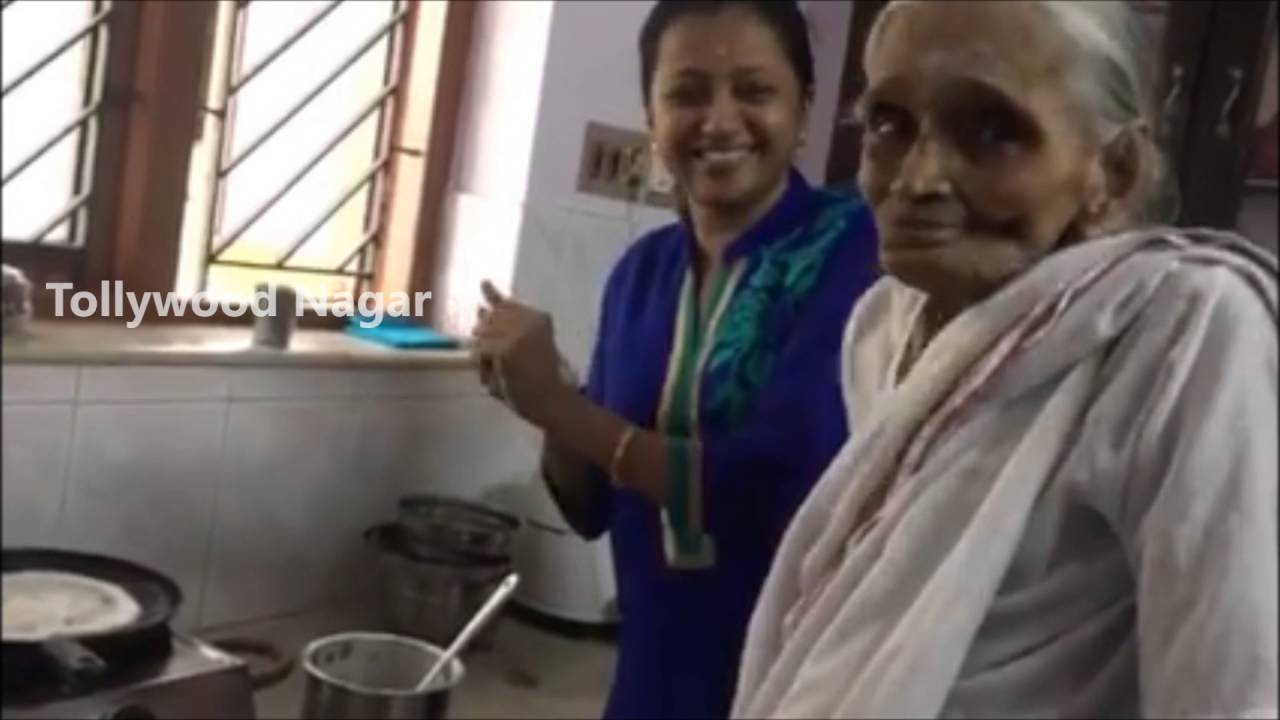 Anchor Suma Kanakala Preparing Dosa with 100 Years Grand-Mother - YouTube