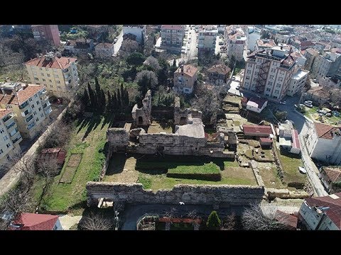 Hz. İsa’nın çarmıha gerildiği haçı muhafaza eden taş sandık bulundu