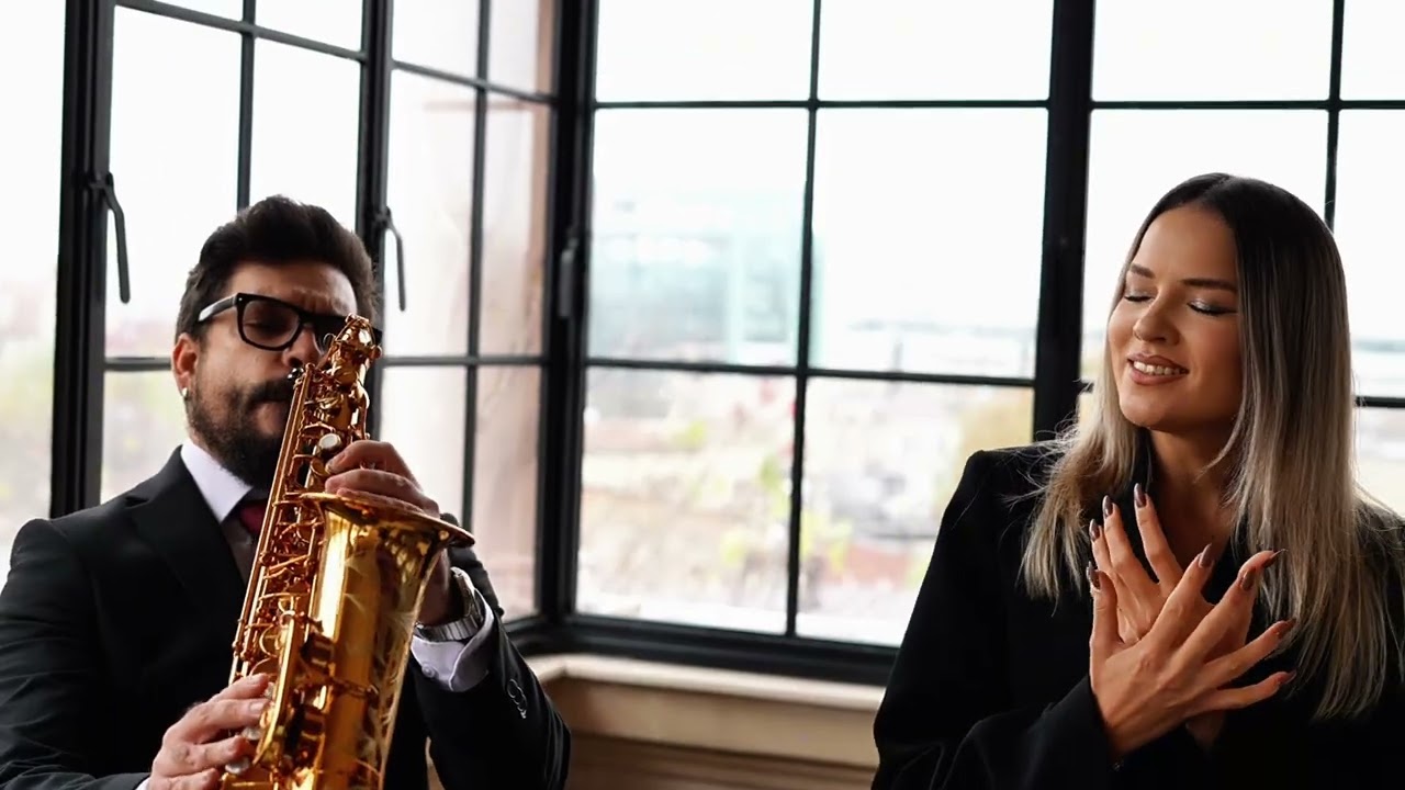 Andreea Petrov & Star Orchestra - Cover Maria (with Cornel Andrei-Saxxed)