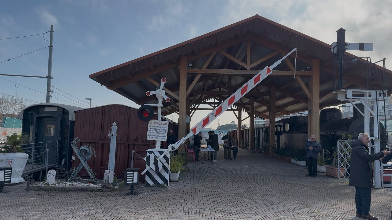 Passaggio a livello - Museo del Treno - Montesilvano (PE)