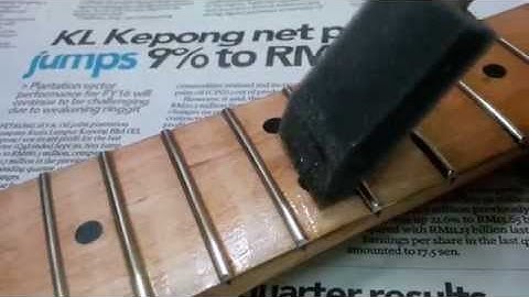 Strat maple fingerboard refret refinish part 2