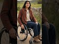 7 Rural New England Senior Portrait Poses