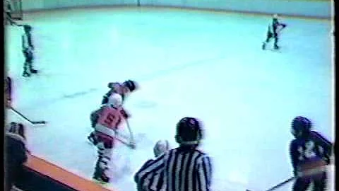 Wallaceburg Hockey Game - 1980-1981 - Novice House...