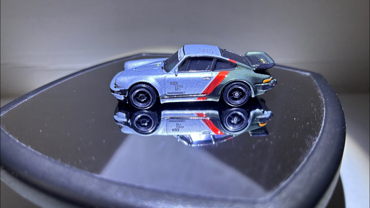 Porsche 911 Turbo (930) CiberPunk Hotwheels Premium Pop Culture