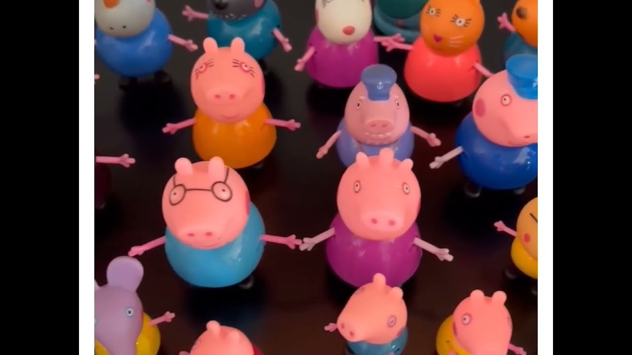 FAMILY PEPPA PIG TOYS