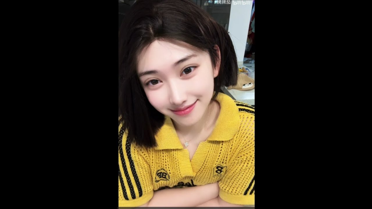 男装元元--歪头杀也太得劲儿了？！不化妆只用美颜陪粉丝唠嗑，聊的舒坦！