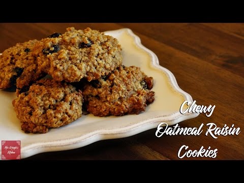 Chewy Oatmeal Raisin Cookies