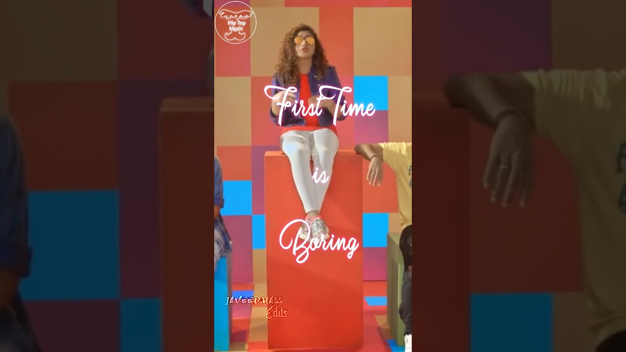 oru adaar love_ songs _whatsapp status _ freak penne songs  😍🥰😘