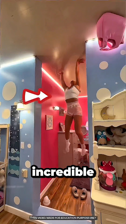 She moves upside down throughout her entire house ! 😱🏠