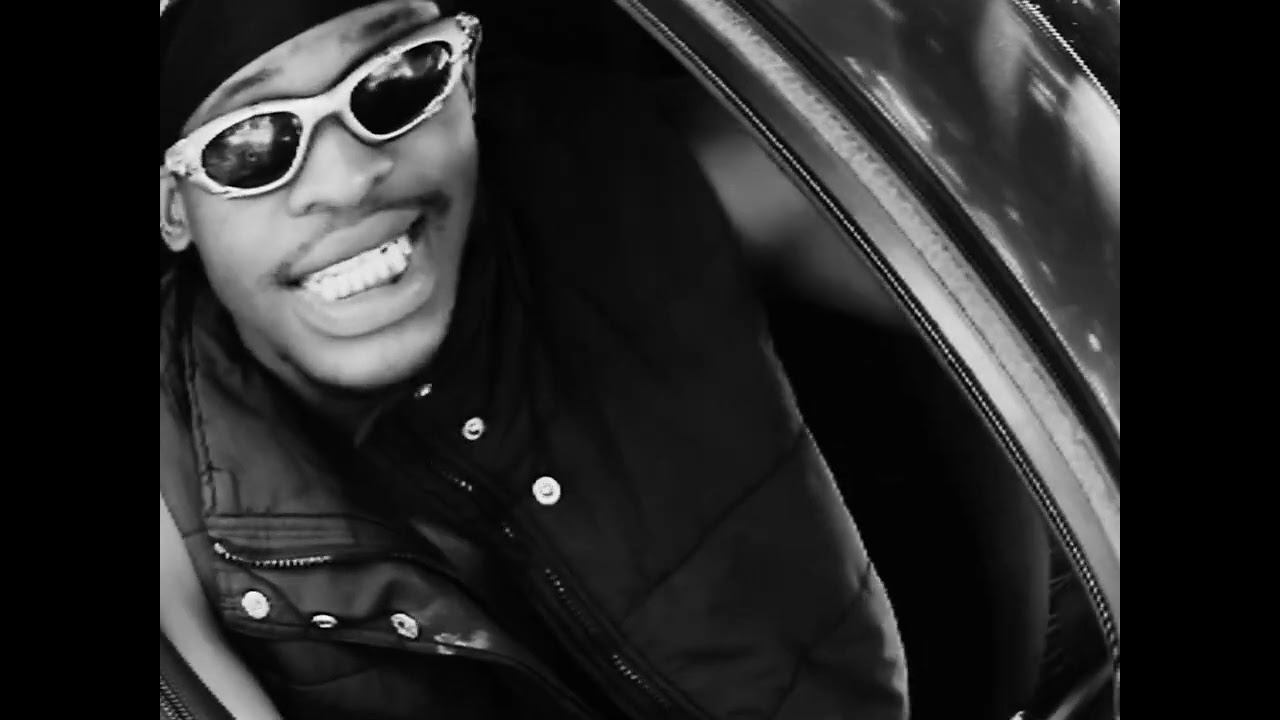 Lil AL- mMAGAZI (Official Visualizer) - YouTube
