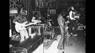 Download Lagu Led Zeppelin Black Dog 1971 compilation MP3