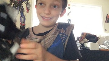 Transformers power fo the Primes Unboxing optimal Optimus #1