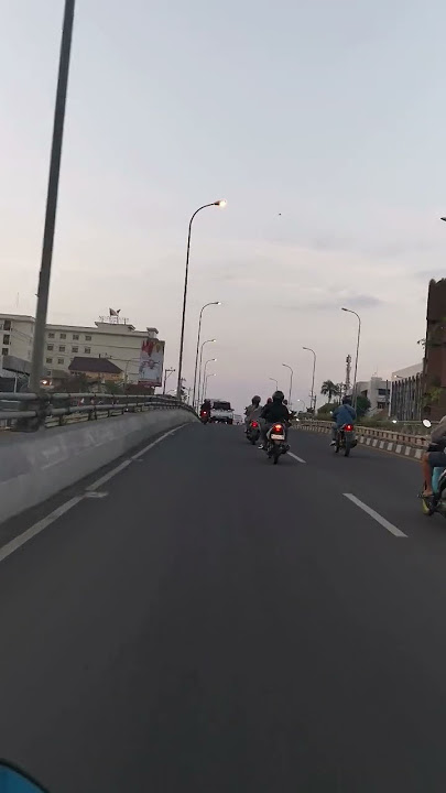 Video mentahan otw naik motor sore hari