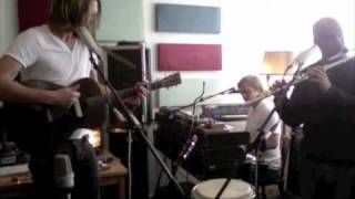 Tingsek and band rehearsing "Mind on hold" - Oct 2009 chords