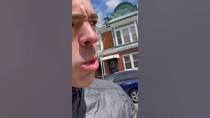 Marco Eats: Round slice from Di Fara Pizza