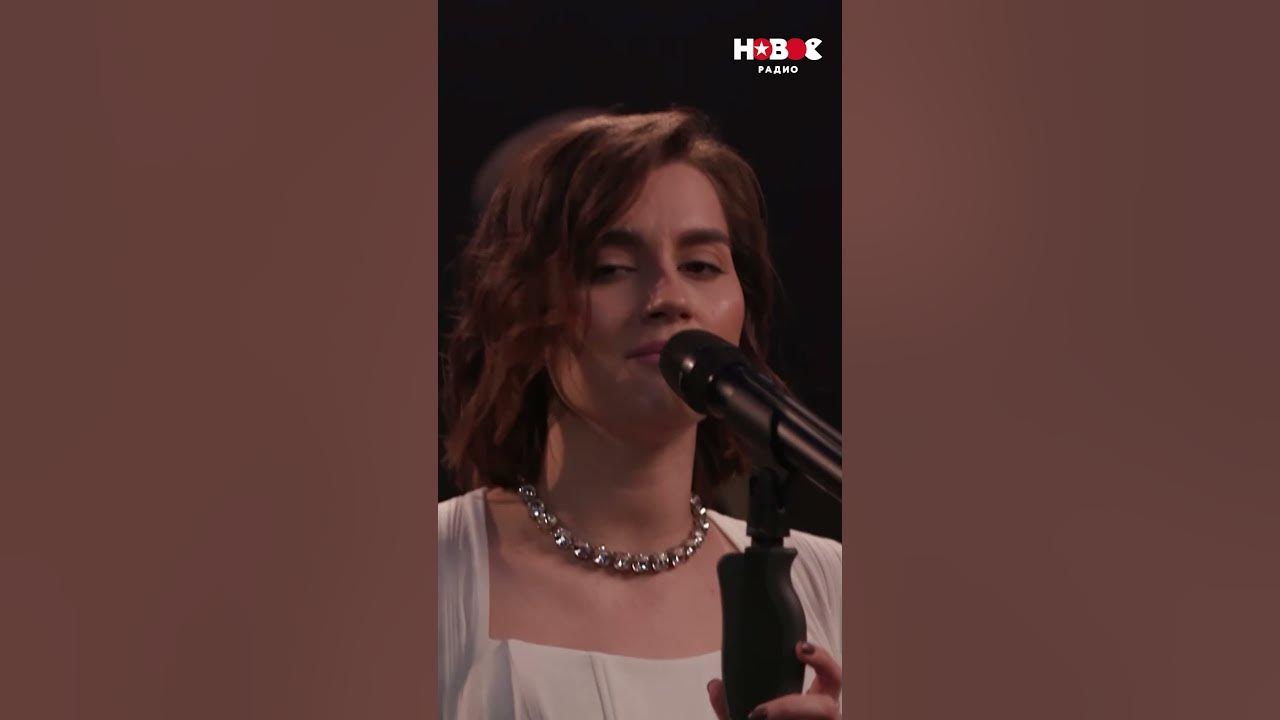 Какие подарки звезды мечтали получить на Новый год: рассказы Булановой, Апиной и