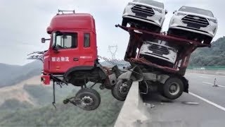 If You Want To See Strange Things, Watch This Video. Unbelievable.