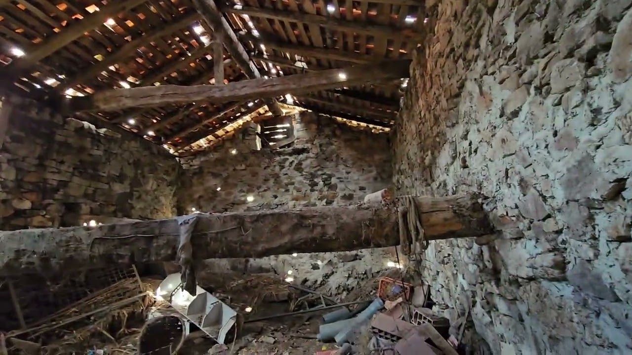 Se Vende Casa de Piedra para Reformar.  Oportunidad Única en el Corazón de la Montaña Asturiana . 