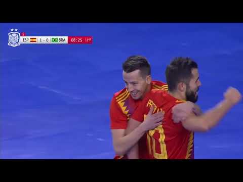 RESUMEN | España y Brasil empatan en Cáceres en el primer desafío de fútbol sala (2-2)