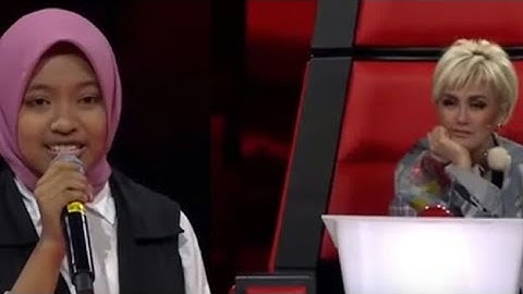 Sharla Bersholawat Membuat Agnes Terkesima