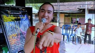 CINTA KU BERLALU ~ COVER ADINDA EMBI PUS-PUS