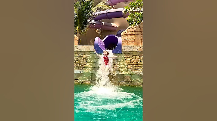Nastya in the Atlantis Aquaventure Waterpark