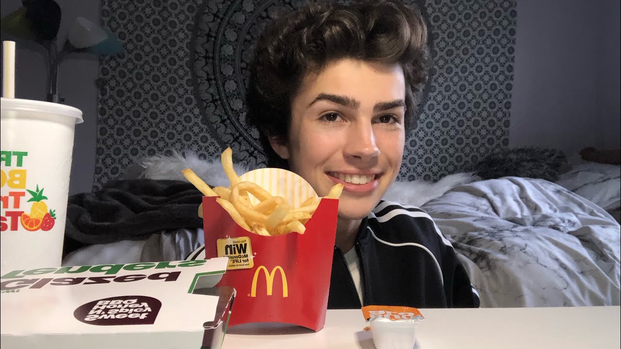ASMR- McDonald’s Mukbang! 🍟