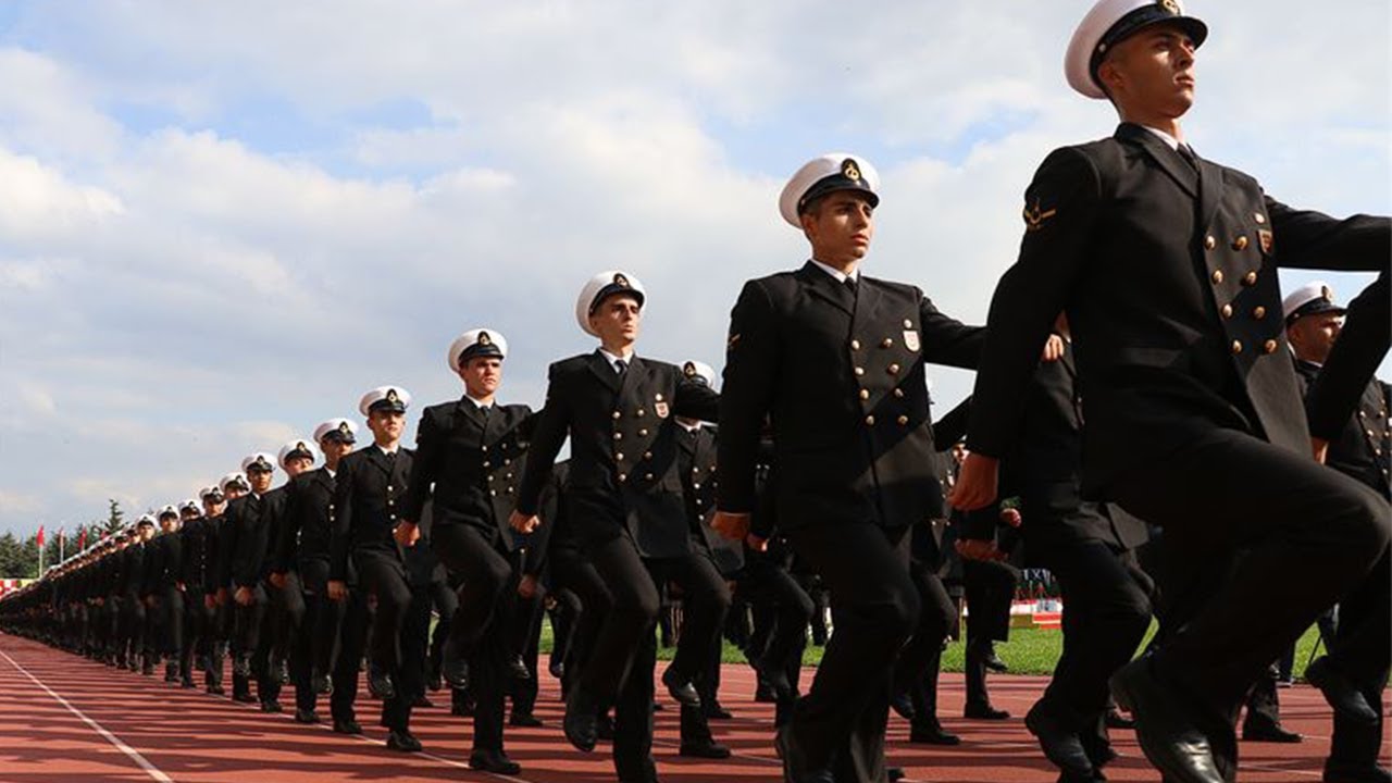 MSÜ Deniz Astsubay Meslek Yüksekokulu'nda ant içme töreni