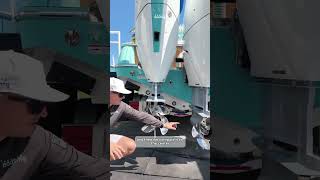PROPELLERS on a triple engine boat