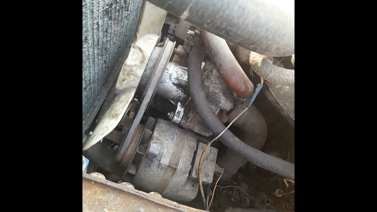 Москвич 412 троит двигатель причины - 81 фото