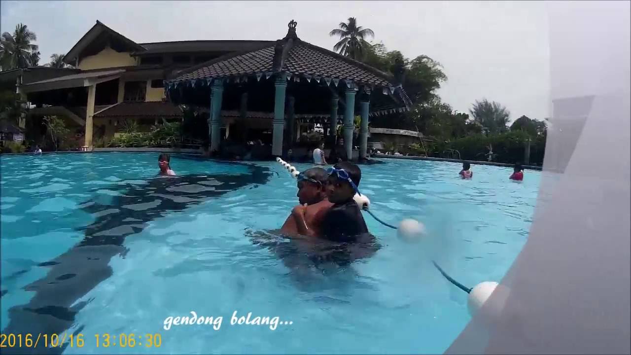 Waktunya timo berenang, Kenanga Garden Medan - - 20161016