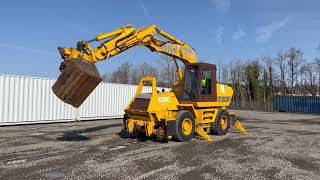 Case 1085C Wheel Excavator