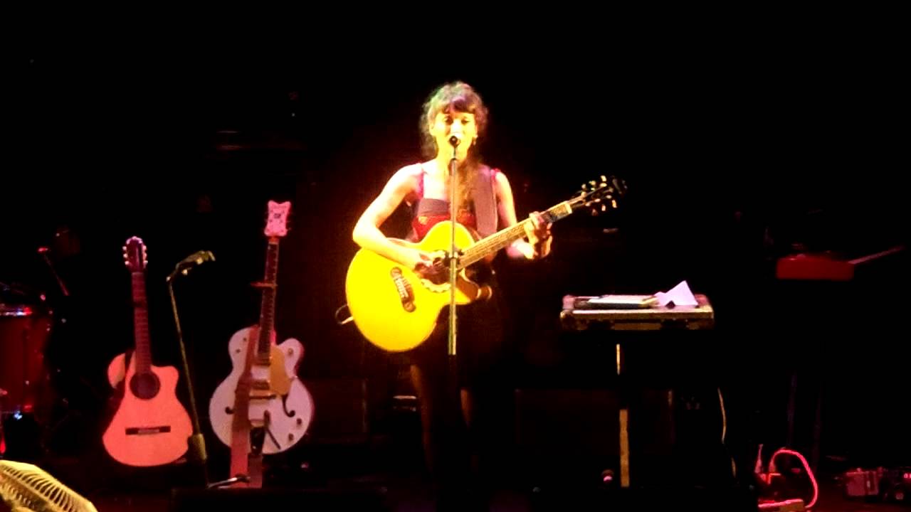 Comunmixta Tour en Lima - Sol Pereyra - Clase Media