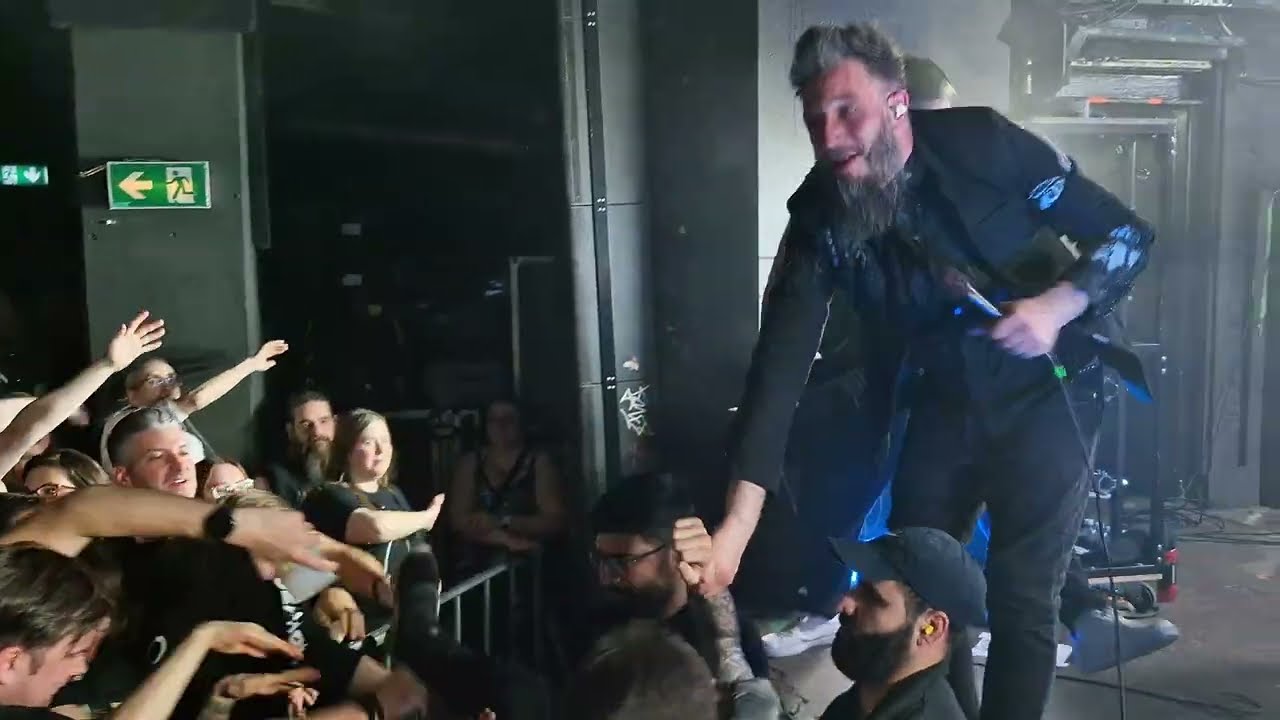 Caliban - I Will Never Let You Down live @ Flex in Vienna, Austria | 14.05.2025