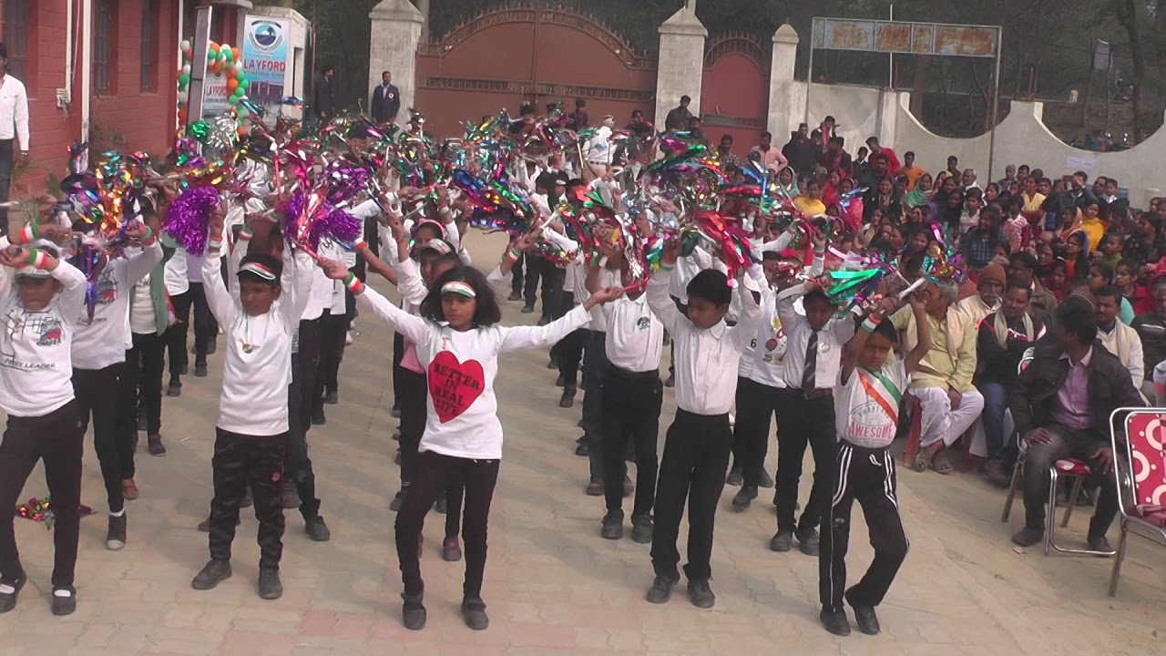 Pom pom drill dance performed by students/republic day celebration