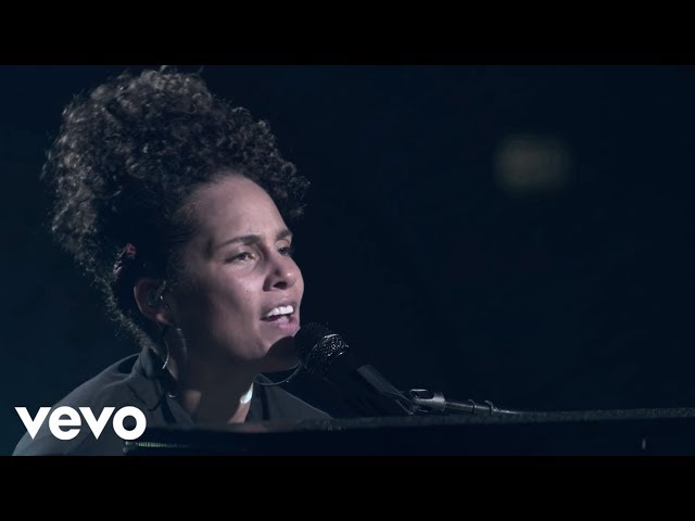 Alicia Keys - If I Ain't Got You (Live from Apple Music Festival, London, 2016) class=