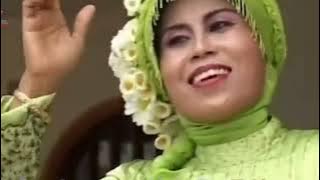 Nasida ria Rahasia cantik menawan Voc Hj Nadhiroh.