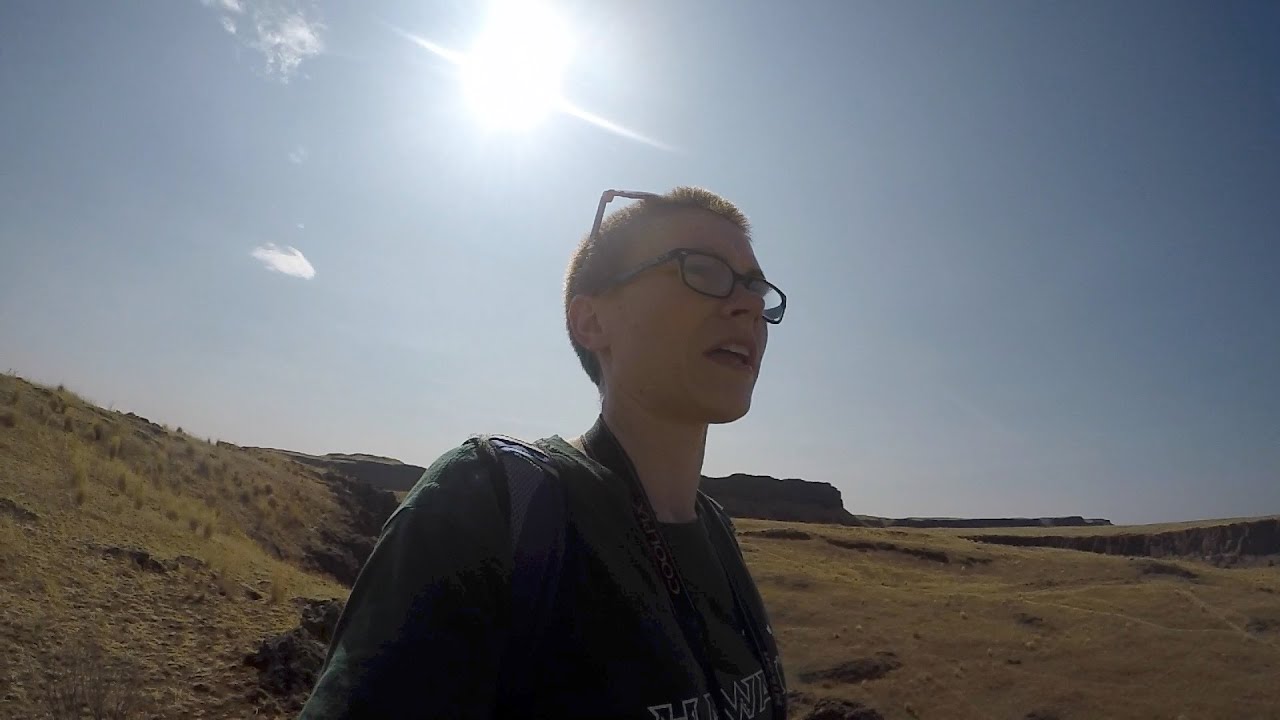 Hiking to the top of basalt cliffs and talking rattlesnake encounters