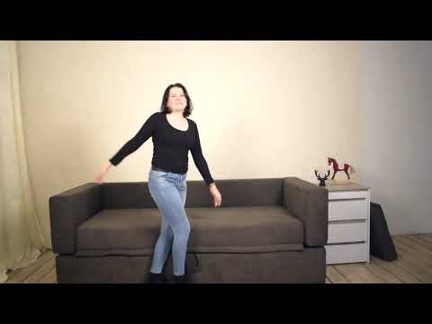 Прямий диван-трансформер бежевий Rumi Semolina зі спальним місцем у малогабаритну квартиру Knap Knap, відео 1