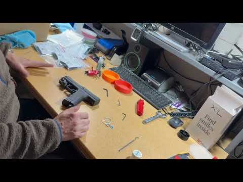 Why do the Pistelle X-68 launchers leak? I have a theory.