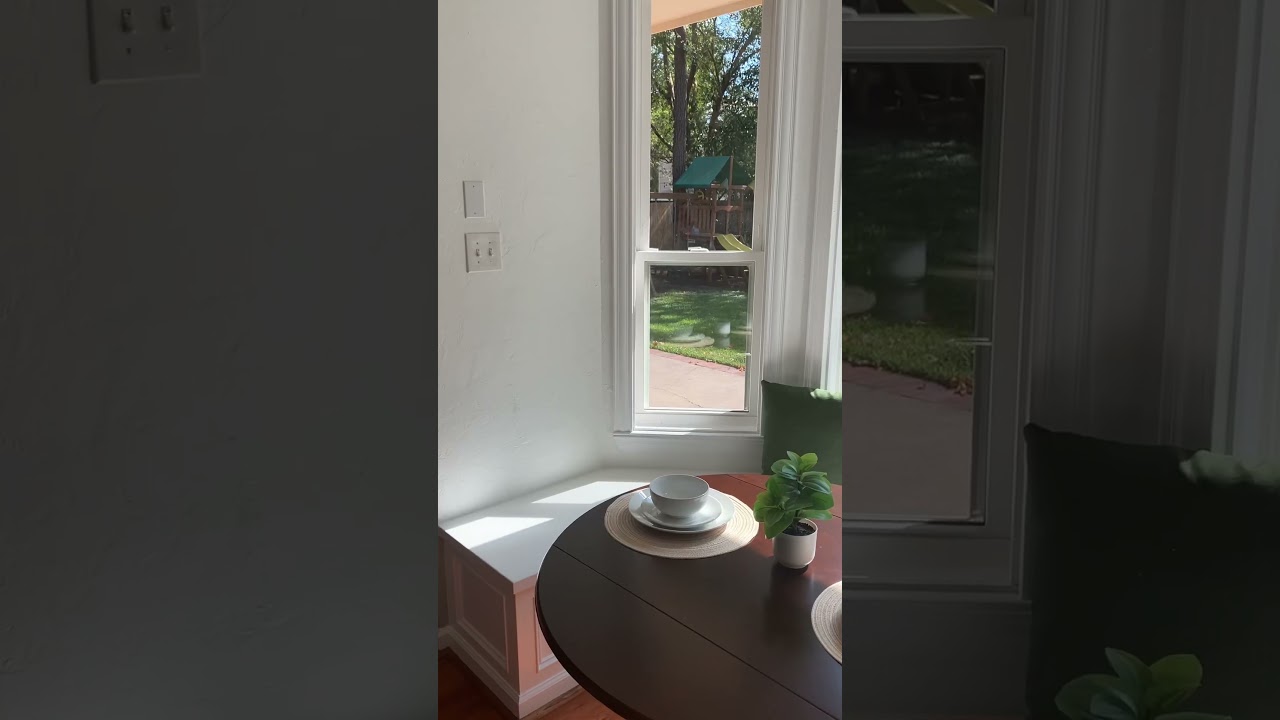 Is a breakfast nook a good idea?