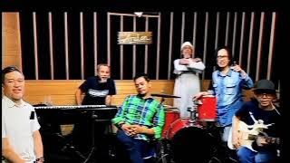 COCKPIT BAND